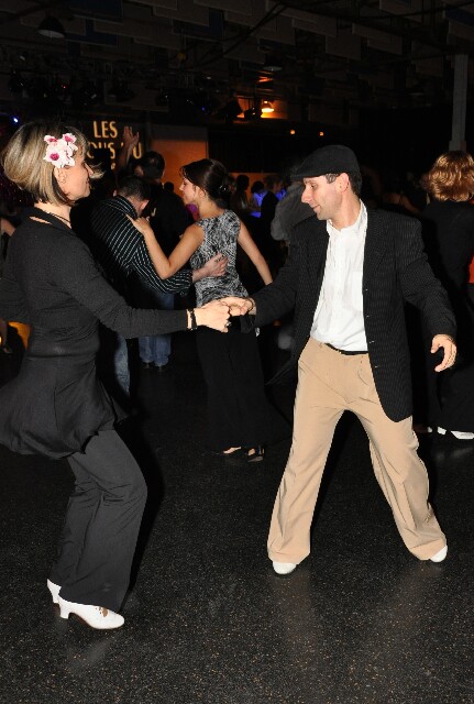 min 2008 11 08 fous swing 282